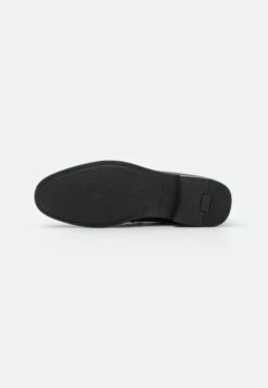 Pier One Slip-Ons - Black -Pier One 258ac2347fc244678f553ccee6f2345d scaled