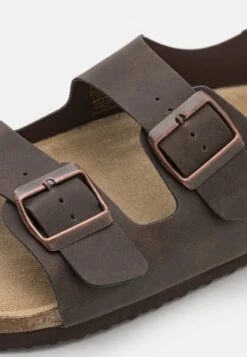 Pier One Unisex - Sandals - Dark Brown 11 Pier One Unisex - Sandals - Dark Brown -Pier One 2c295546ac7f4f0e814e5c8f1cba8be1 scaled