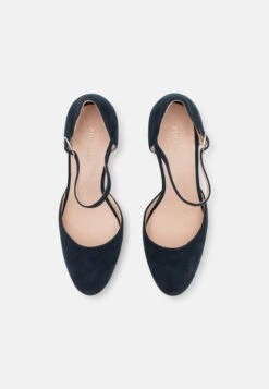 Pier One Leather- Classic Heels - Dark Blue 11 Pier One Leather- Classic Heels - Dark Blue -Pier One 2f3312e4b8dd4531b138ef076820ab22 scaled