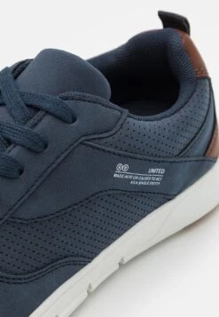 Pier One Trainers - Trainers -Pier One 31bbbcb0905e419fbe2b72be44c9f69c scaled