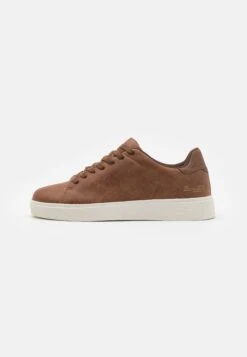 Pier One Unisex - Trainers - Cognac