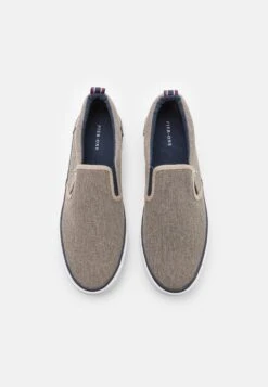 Pier One Unisex - Trainers - Taupe -Pier One 4bfc3dea16e84e949402e19f285476a8 scaled