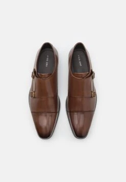 Pier One Leather - Smart Slip-Ons - Brown -Pier One 7355b4d3f8fb4341903b9f3ad401e287 scaled