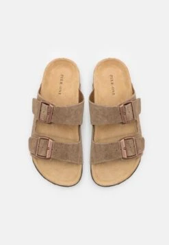 Pier One Leather Unisex - Slippers - Stone -Pier One 8a668f54d8c54cffbe49465b492ae069 scaled