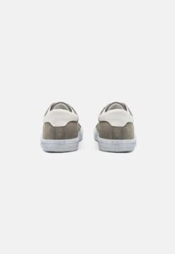 Pier One Trainers - Grey -Pier One 8dce156f603c4f1e949ccd2231979907 scaled