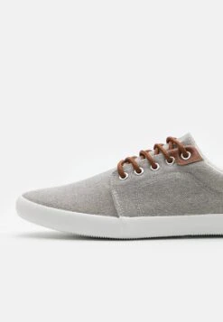 Pier One Unisex - Trainers - Light Grey -Pier One 8f5660aa856d43a69db14e309615dd5c scaled