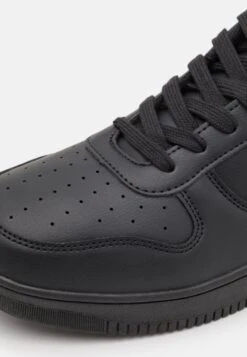 Pier One Trainers - Black 11 Pier One Trainers - Black -Pier One a66b7bd6f91a4778aa4023865a657390 scaled