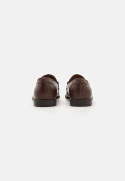 Pier One Slip-Ons - Brown -Pier One b32cdc6aedb84a2c99ebfaf78c7c55ee scaled