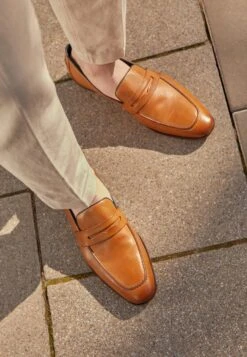 Pier One -Pier One b47687c00cb94dae94774bfae9bc3a7e scaled