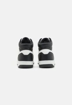 Pier One High-Top Trainers - White 8 Pier One High-Top Trainers - White -Pier One c7d42de382f643bcb7b8e5bacedab58d scaled