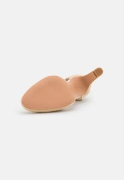 Pier One Leather- Classic Heels - Beige -Pier One ca3d95b83ad84845ab24eb47c75b8ced scaled