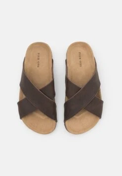 Pier One Unisex - Slippers - Brown -Pier One dc950c1c15d94646b16fe41412e2e3c9 scaled