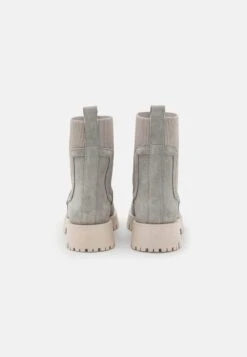 Pier One Leather - Platform Ankle Boots - Grey 9 Pier One Leather - Platform Ankle Boots - Grey -Pier One f865b087763a46aa91f732826db210a4 scaled